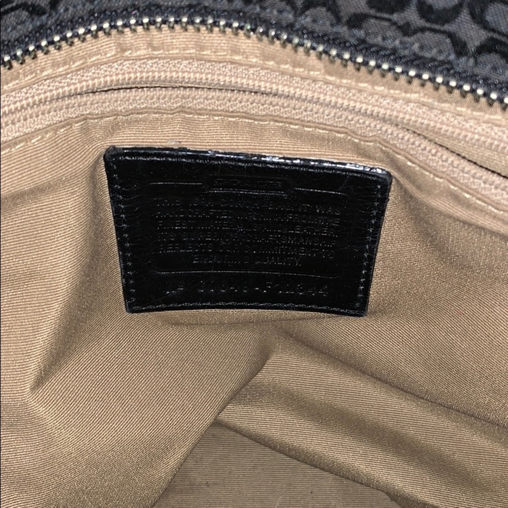 Coach purse - Picture 5 of 5